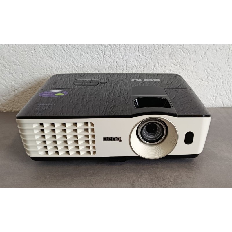 Beamer 3D Full-HD BenQ MH680 3.000 AnsiLumen HDMI 13.000:1