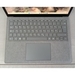 Microsoft Surface Laptop 3, i5-1035G7. 8GB DDR4, 256GB NVMe, Touchscreen, Windows 11 Pro